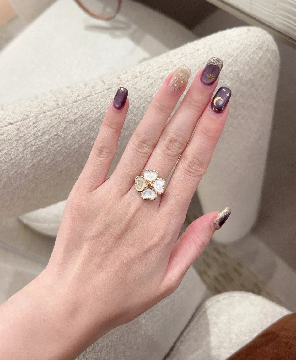 Dior Clover Design Gold-Plated Metal Ring for Women Gold