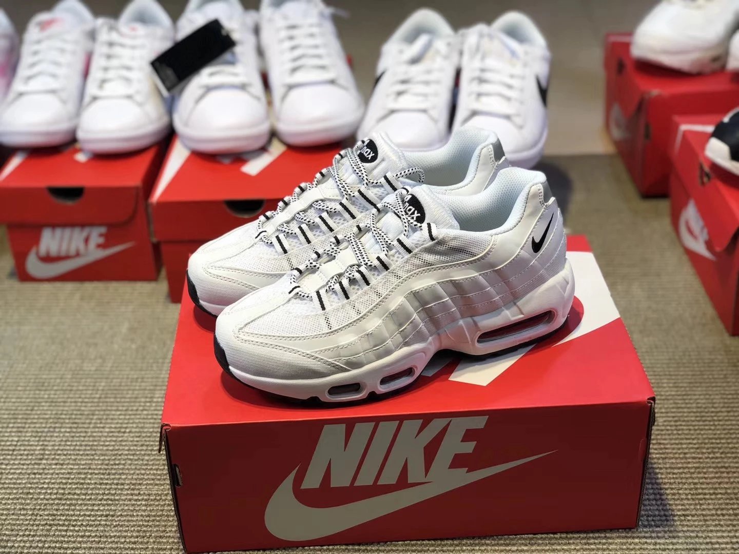 Nike Air Max 95 Black Sneakers - 56