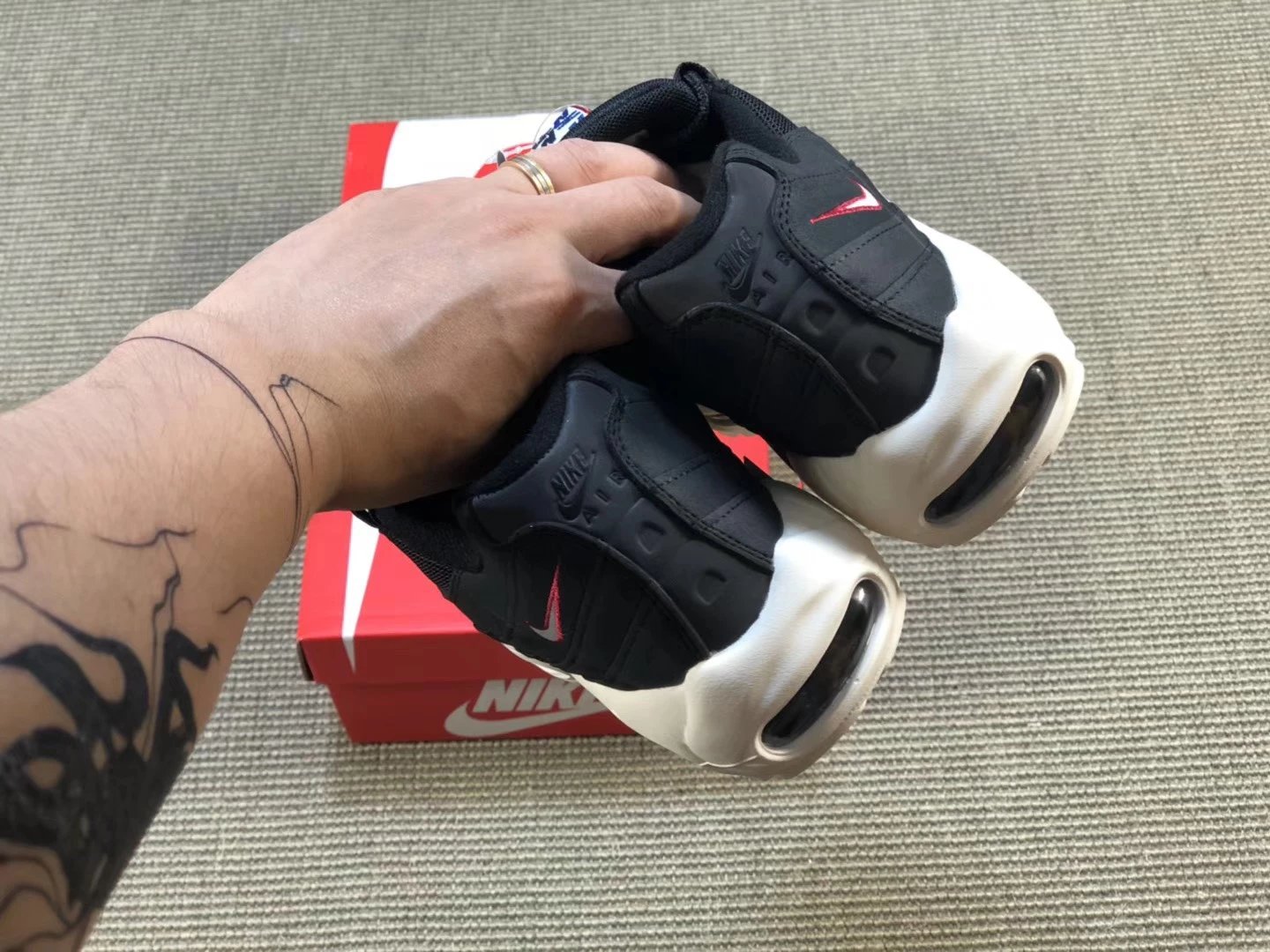 Nike Air Max 95 Black Sneakers - 27