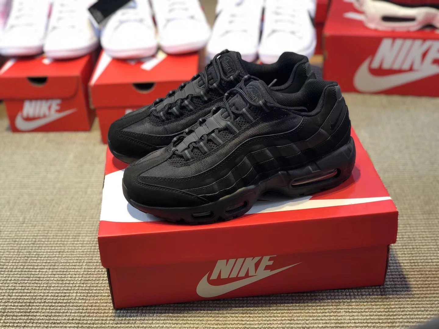 Nike Air Max 95 Black Sneakers - 63