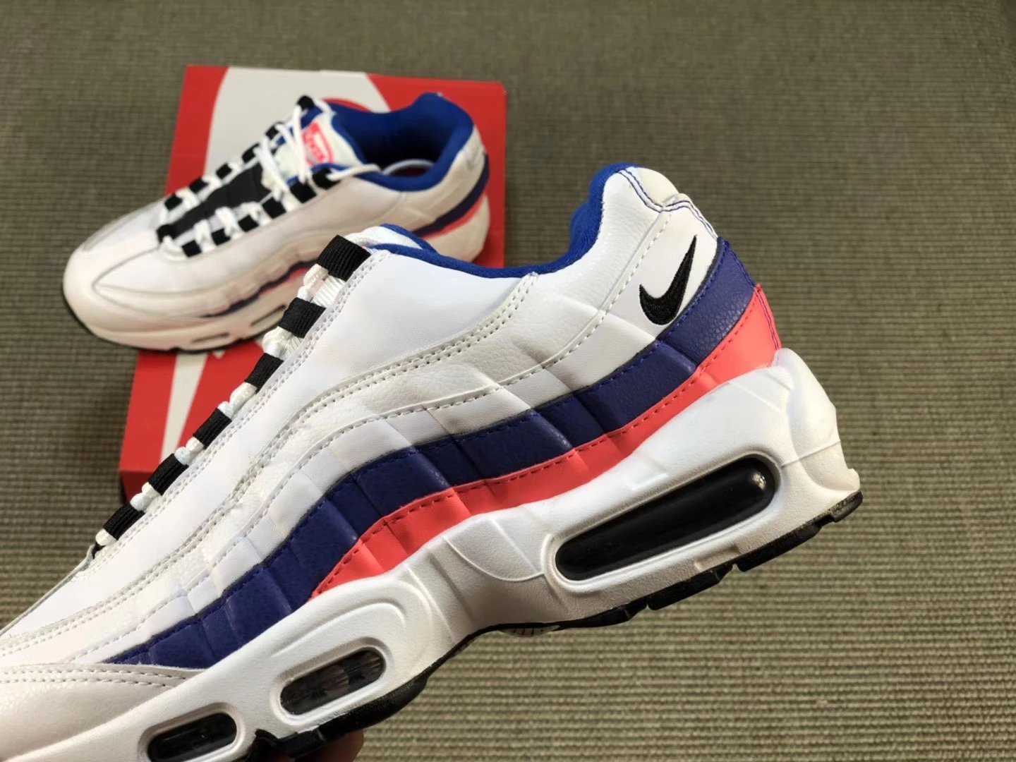 Nike Air Max 95 Black Sneakers - 50