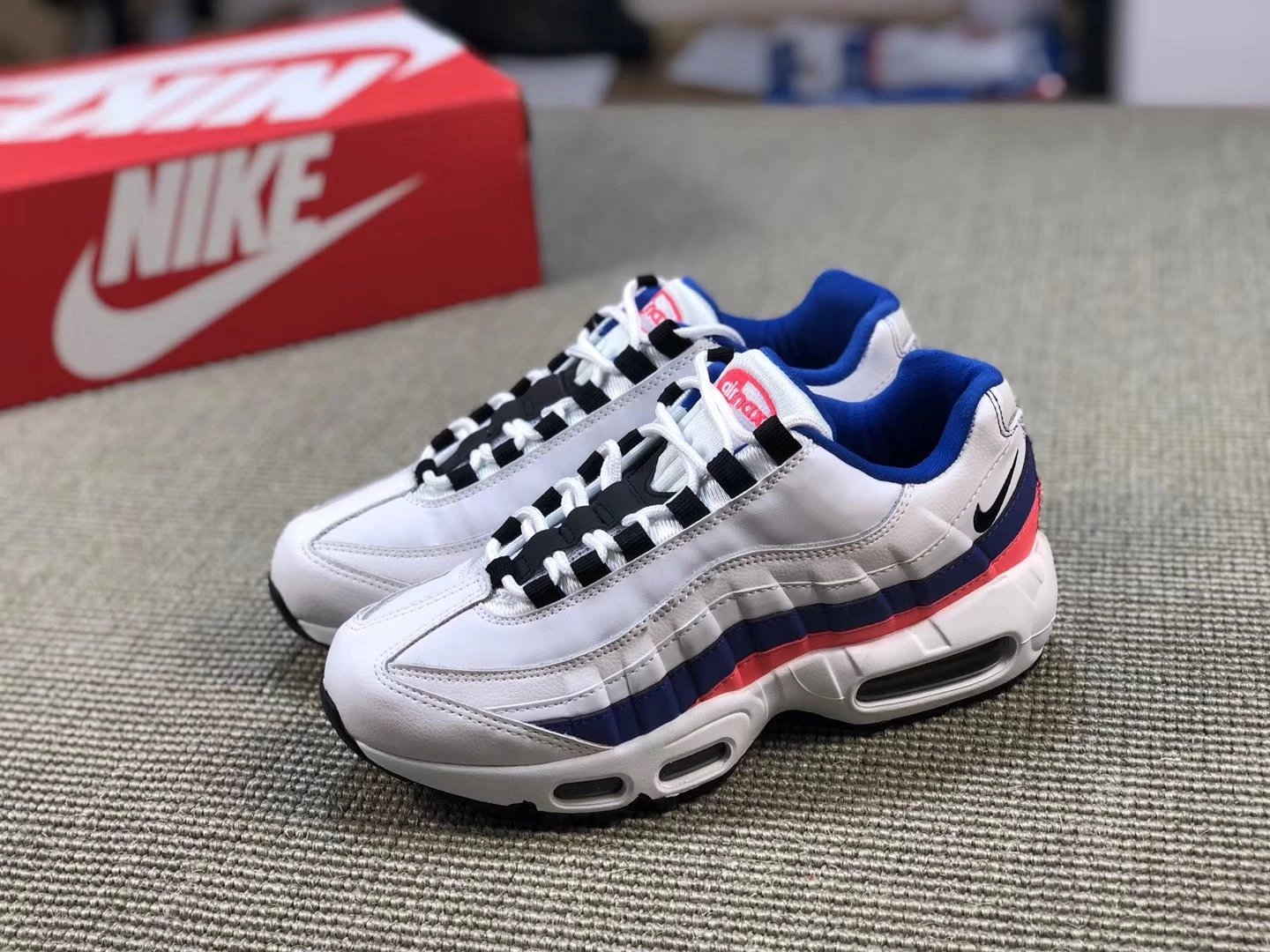 Nike Air Max 95 Black Sneakers - 54