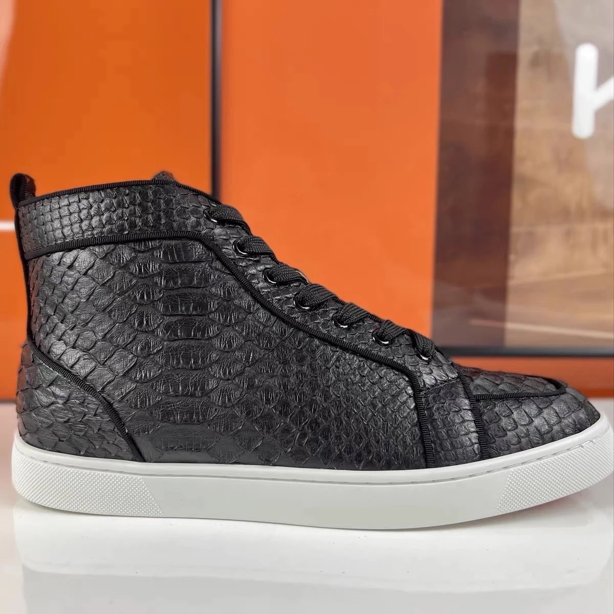 No.627(Python leather)