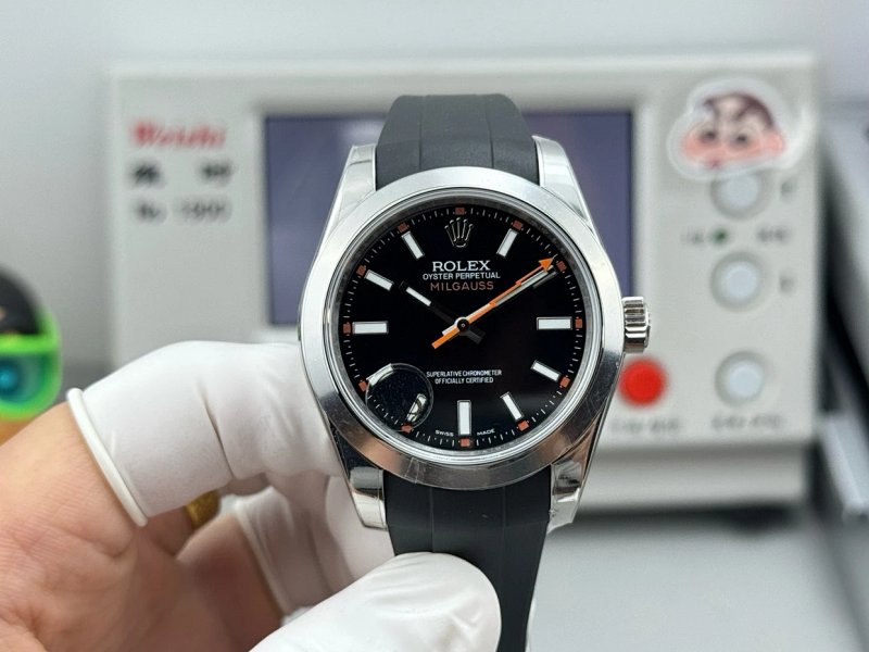 VS Rolex Milgauss Nfc