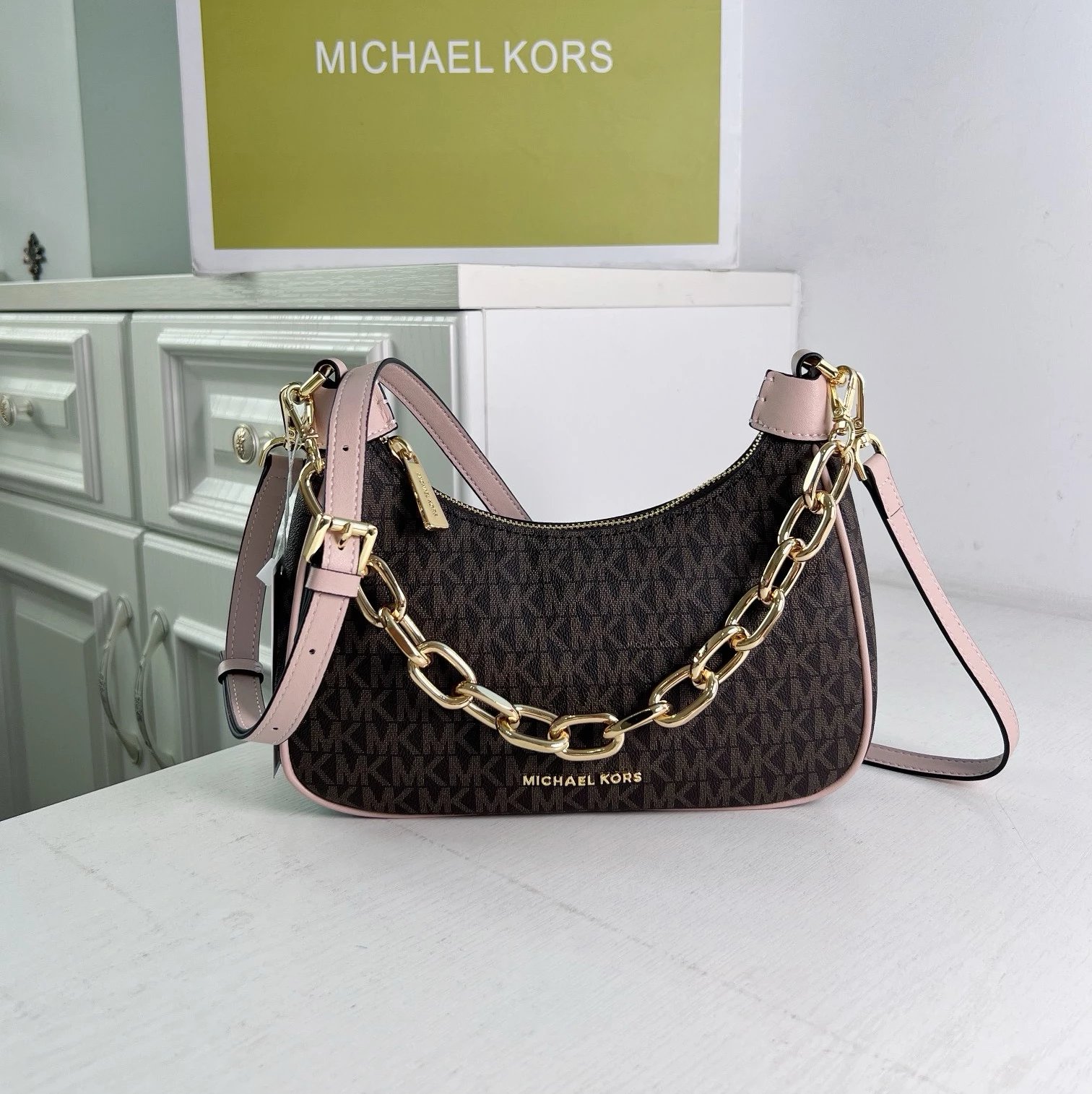 Michael Kors Jet Set Charm Hobo Bag