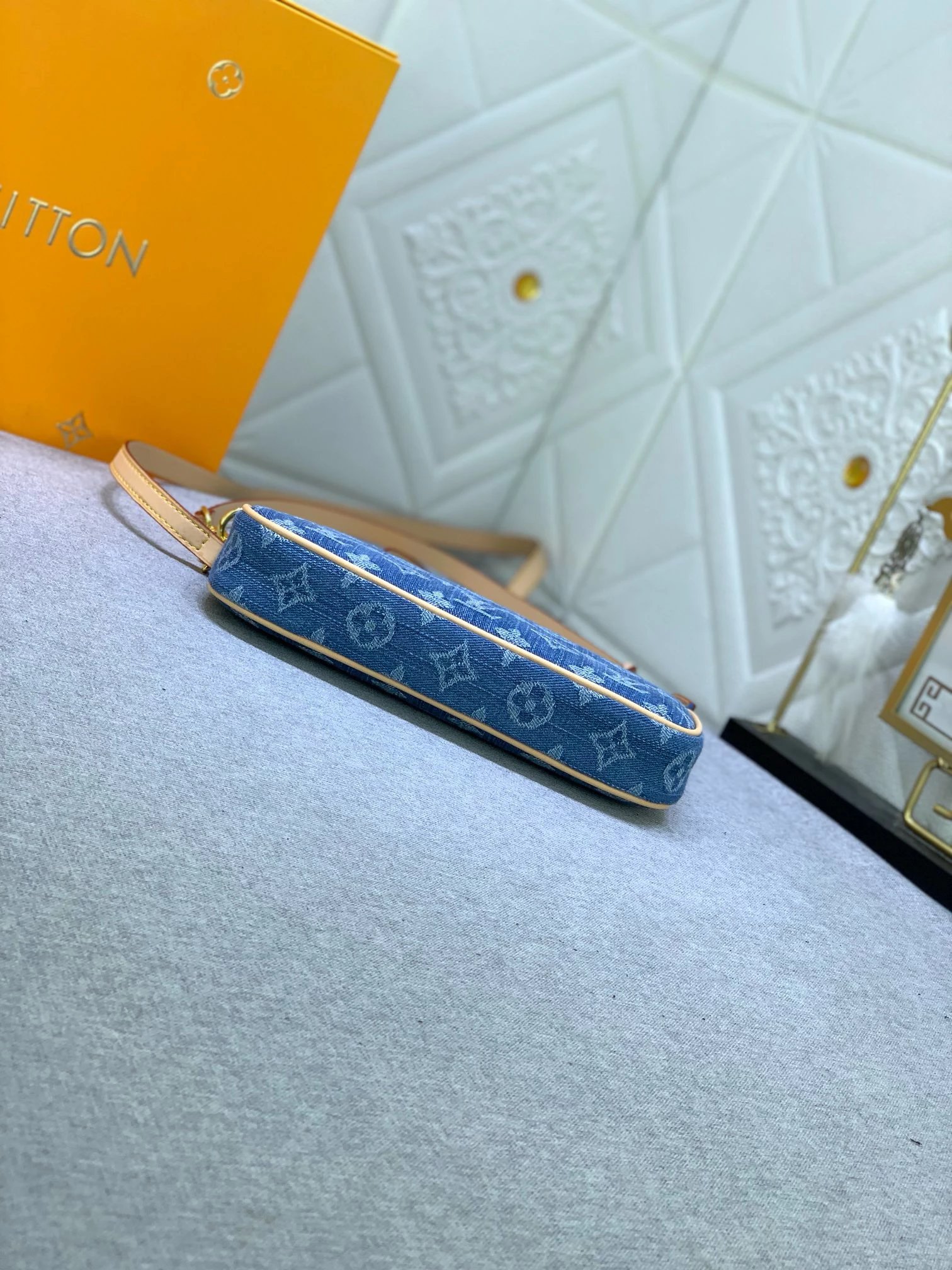 Louis Vuitton Pochette