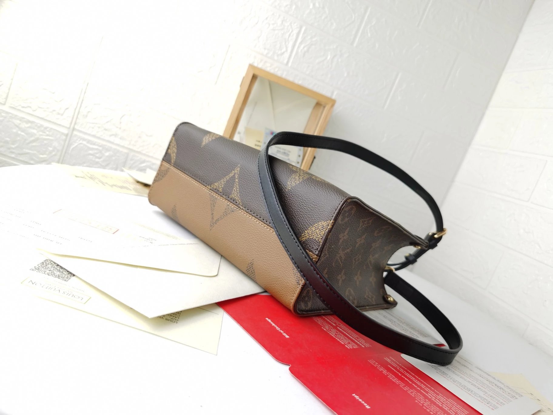 Louis Vuitton OnTheGo Mm 5