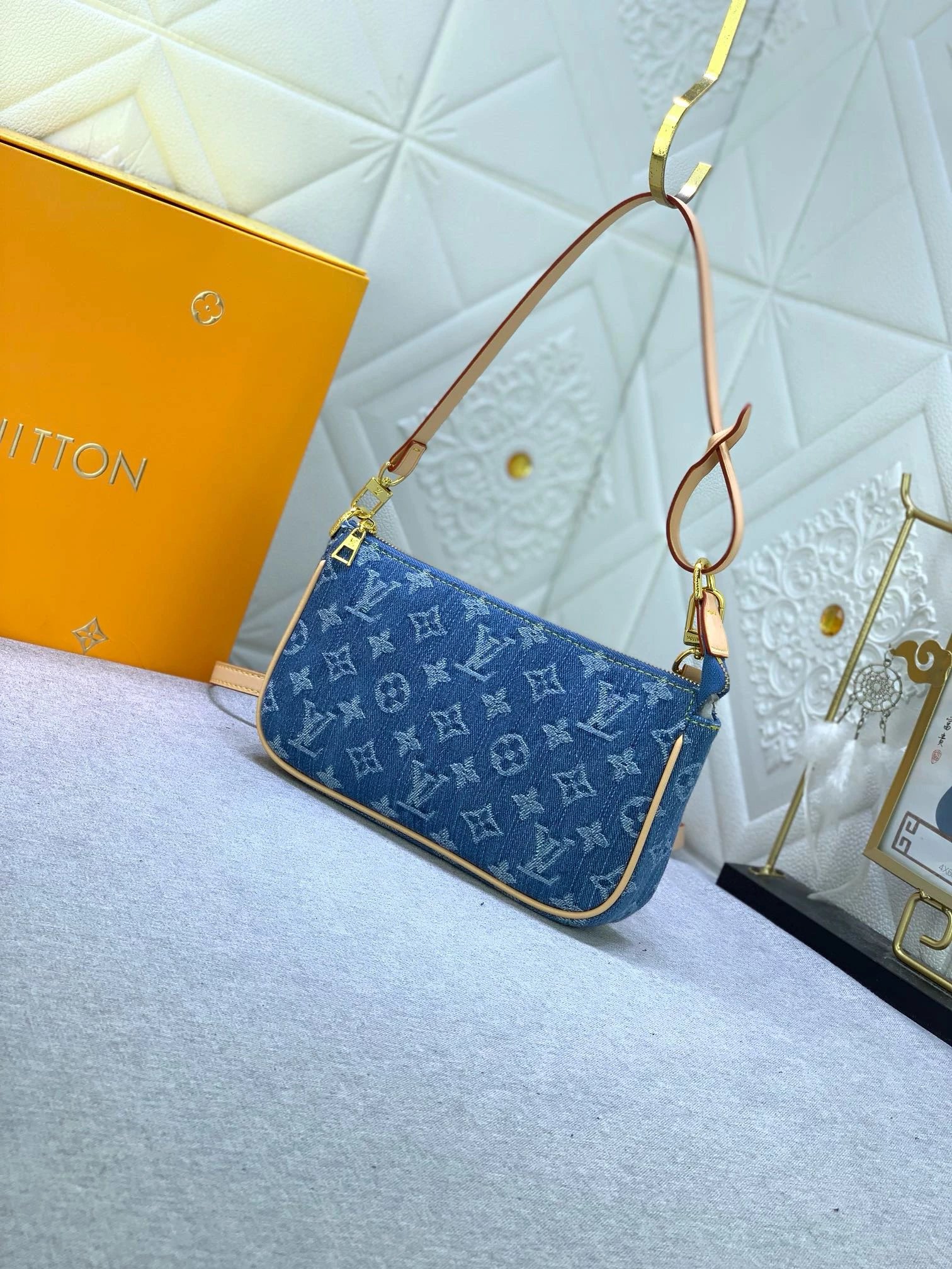 Louis Vuitton Denim Pochette A