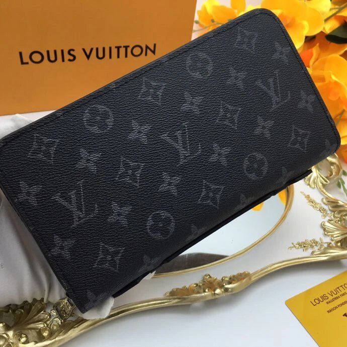 Louis Vuitton Damier Ebene Zippy Wallet
