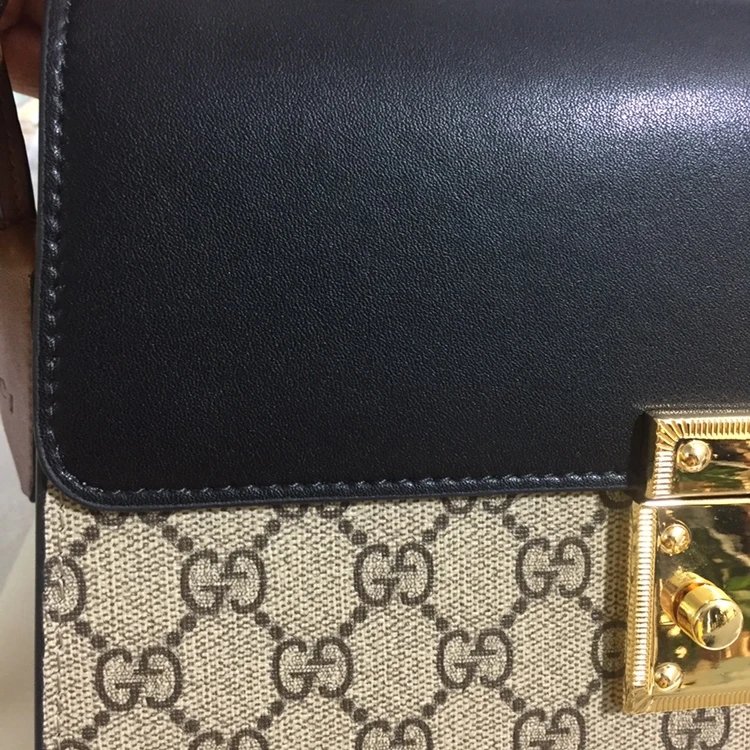 Gucci Padlock GG Supreme Top Handle Bag