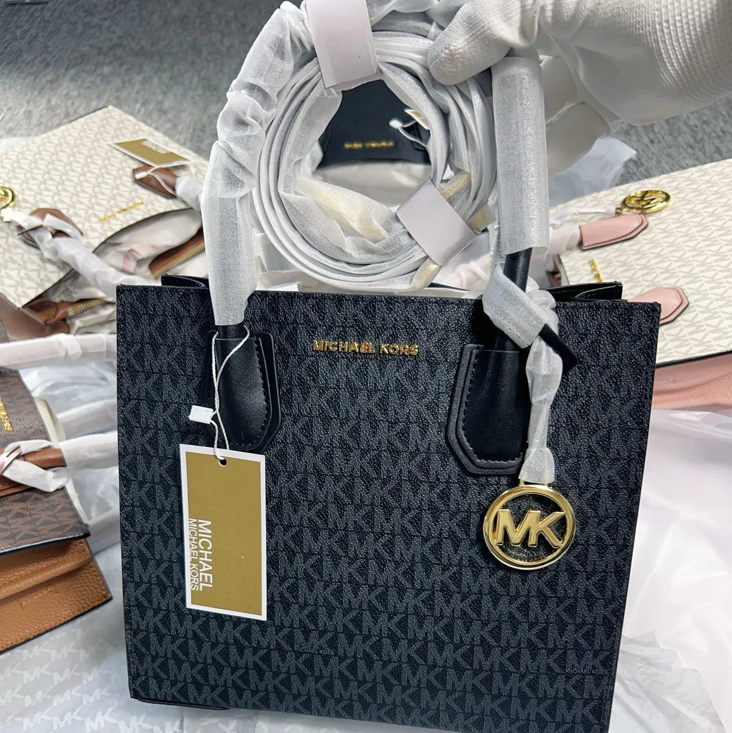 Michael Kors Mercer Medium Tote Bag