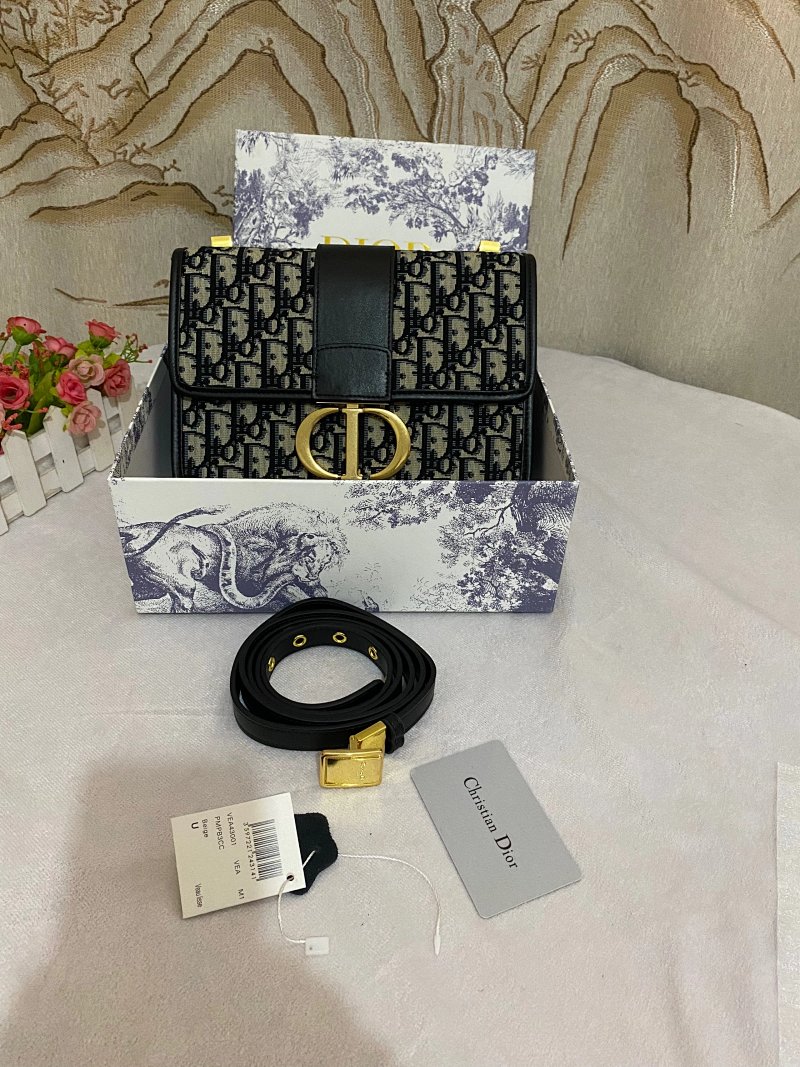 Louis Vuitton crossbody bag