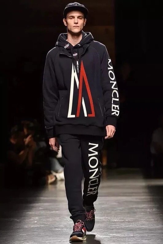 70320 MONCLER蒙口联名Kith 休闲系列情侣款卫衣