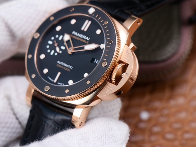  VS厂沛纳海 PAM974红金42MM (图5)