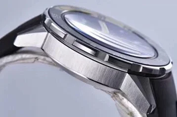 ZZ厂万国 海洋时计 44mm(图6)
