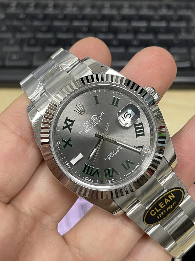 clean厂劳力士 C厂三珠灰面日志 绿萝 41MM 上海3235机芯。(图4)