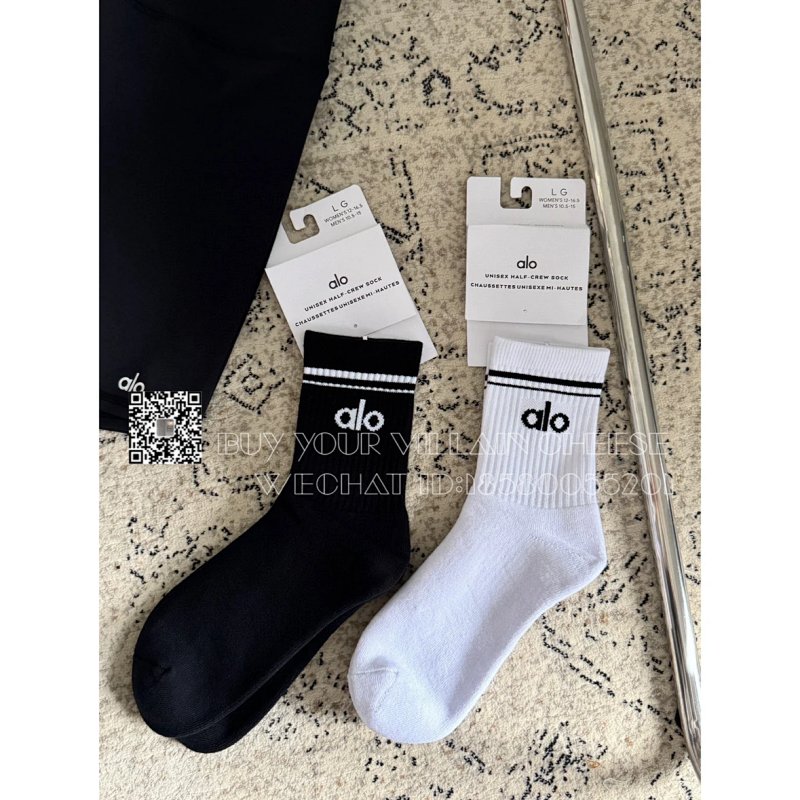 Socks from Cheese/ Kishi