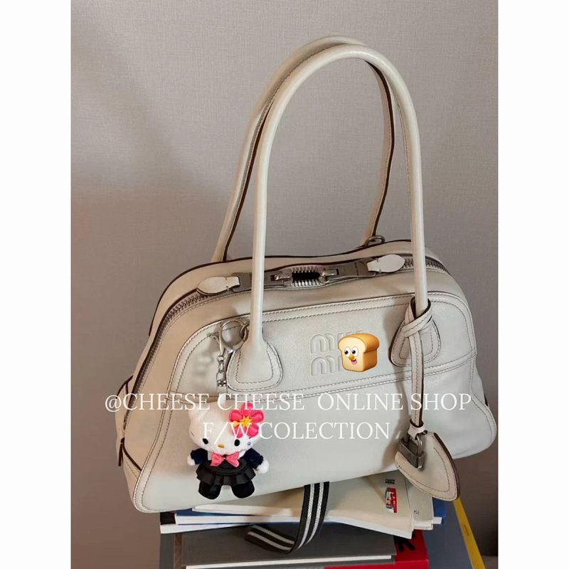 Bag from Cheese/ Kishi