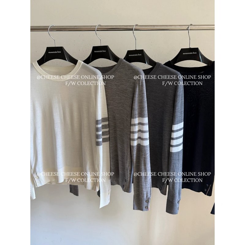 Sweater from Cheese/ Kishi