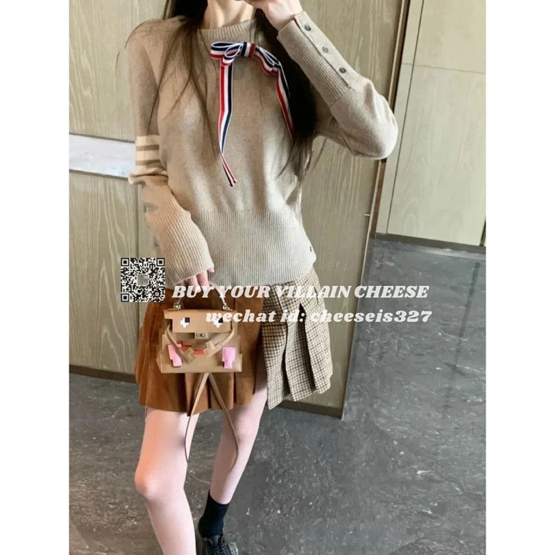 Sweater from Cheese/ Kishi