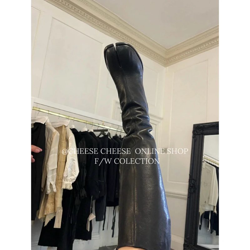 Boots from Cheese/ Kishi