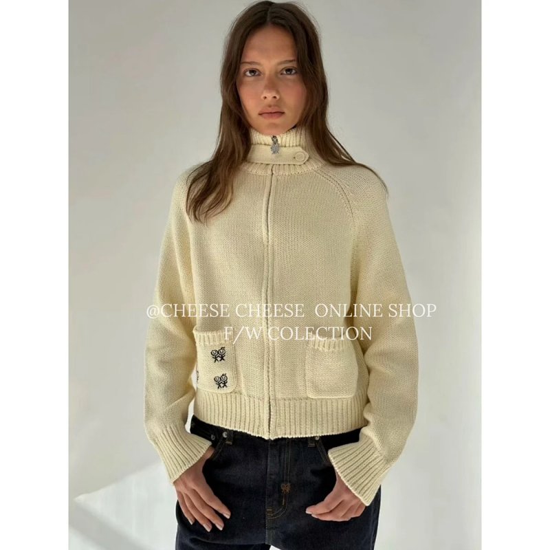 Sweater from Cheese/ Kishi