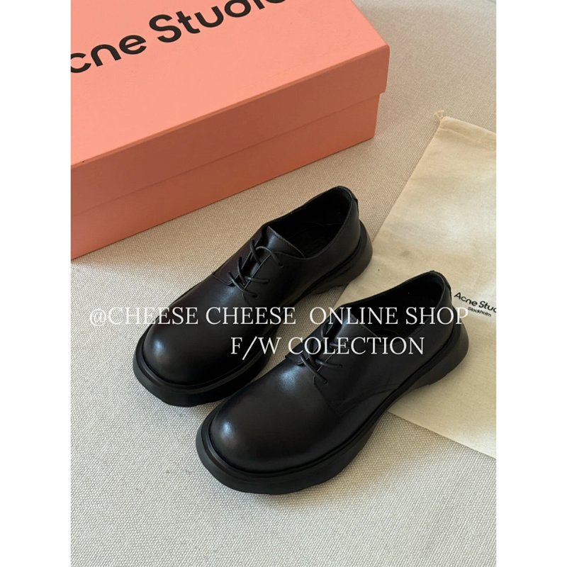 Shoes from Cheese/ Kishi