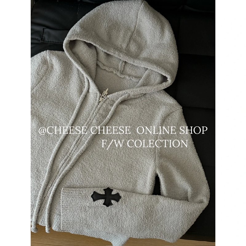 Sweater from Cheese/ Kishi