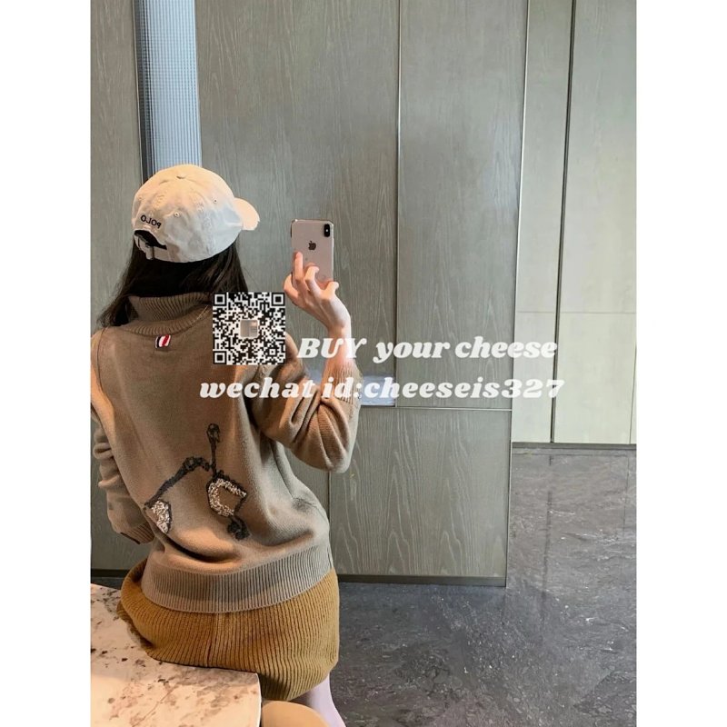 Sweater from Cheese/ Kishi