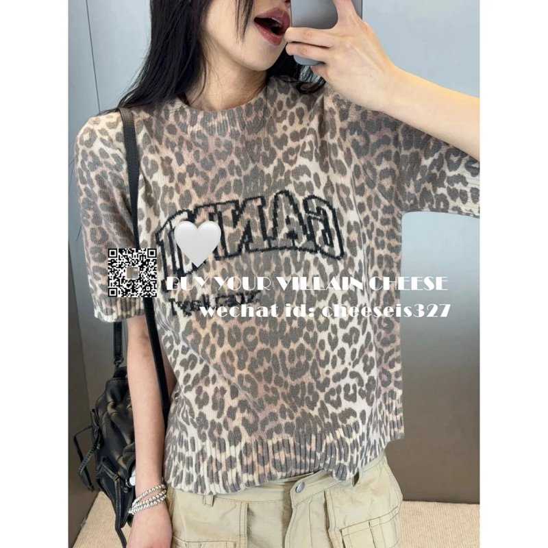 Sweater from Cheese/ Kishi