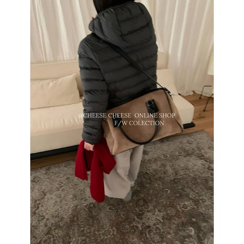 Handbag from Cheese/ Kishi