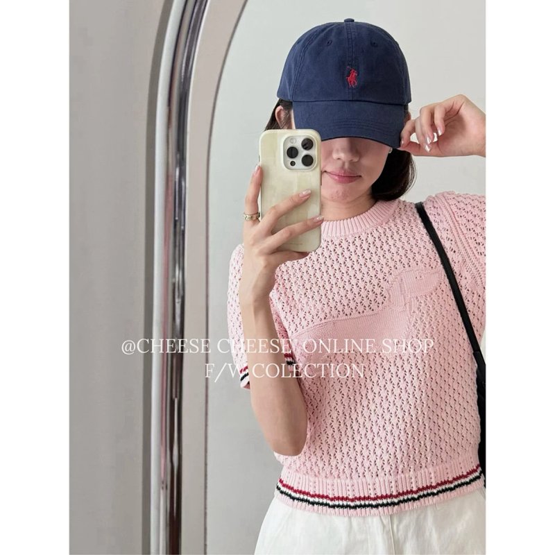 Sweater from Cheese/ Kishi