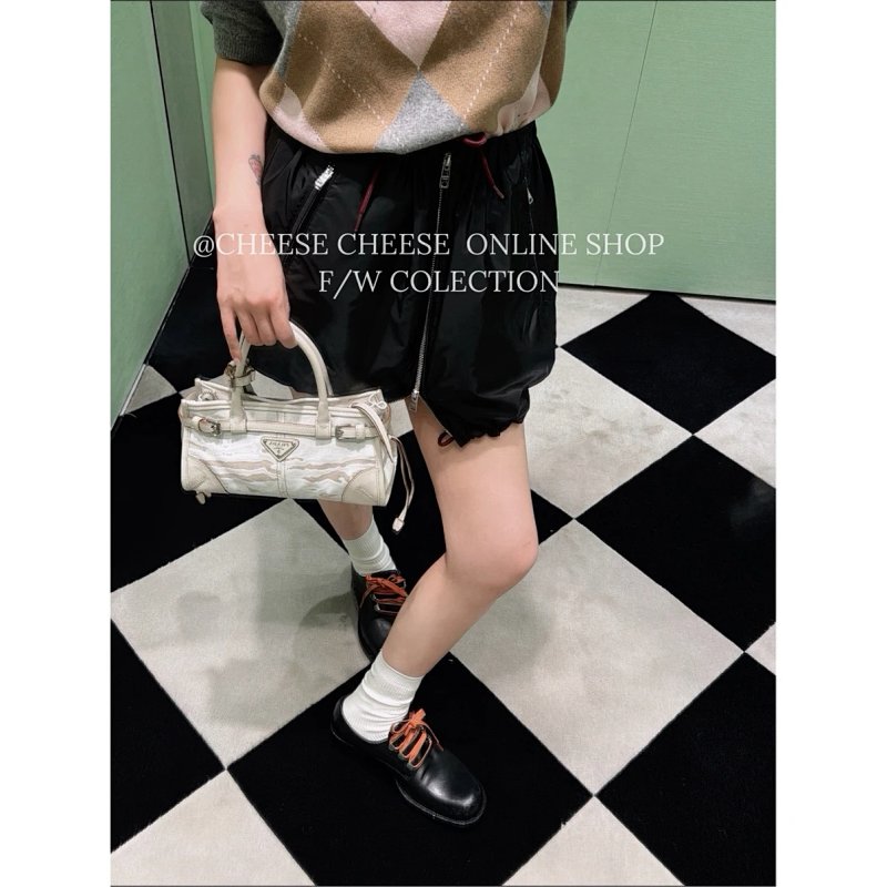 Skirt from Cheese/ Kishi