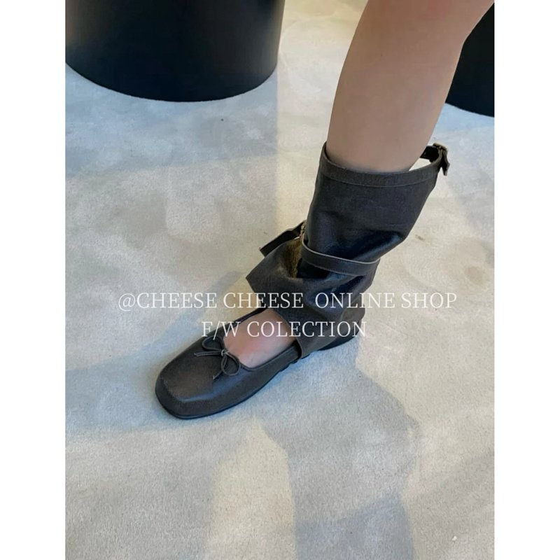 Boots from Cheese/ Kishi