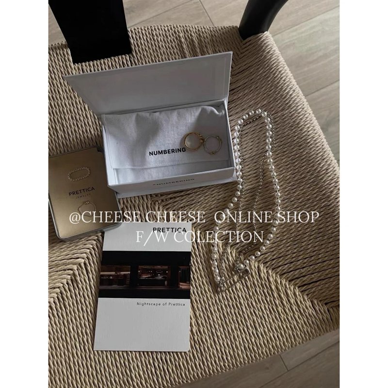 Necklace from Cheese/ Kishi