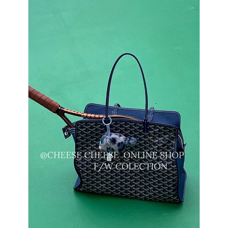 Shopping bag from Cheese/ Kishi