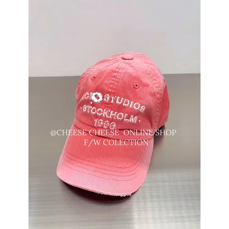 Hat from Cheese/ Kishi