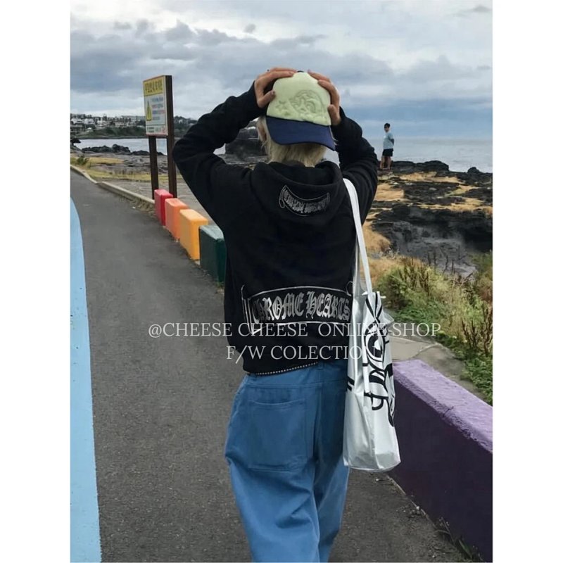Hat from Cheese/ Kishi