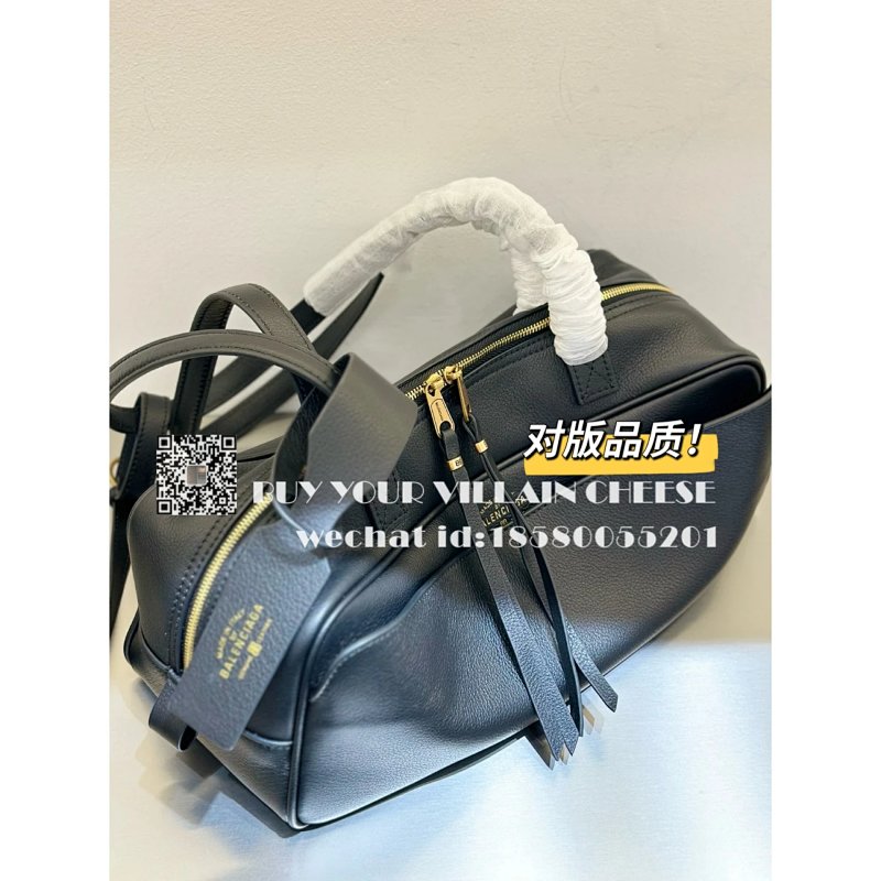 Bag from Cheese/ Kishi