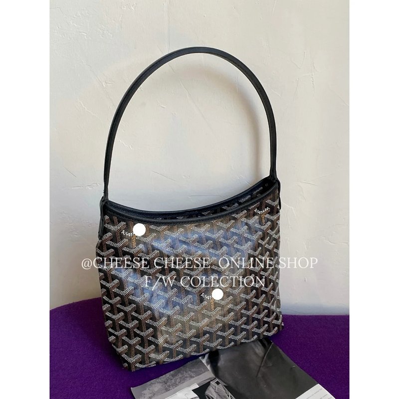 Goyard shoulder bag
