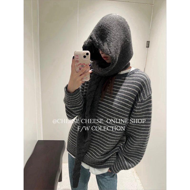 Sweater from Cheese/ Kishi
