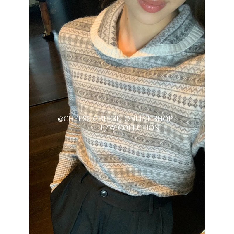 Sweater from Cheese/ Kishi