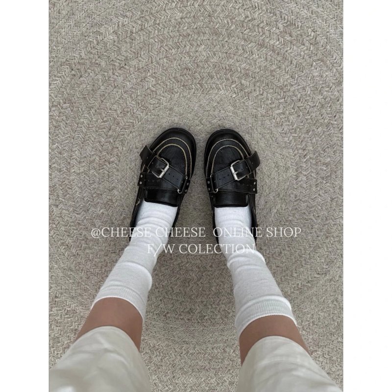Shoes from Cheese/ Kishi