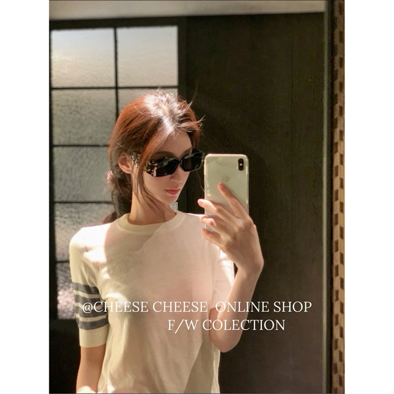 Sweater from Cheese/ Kishi