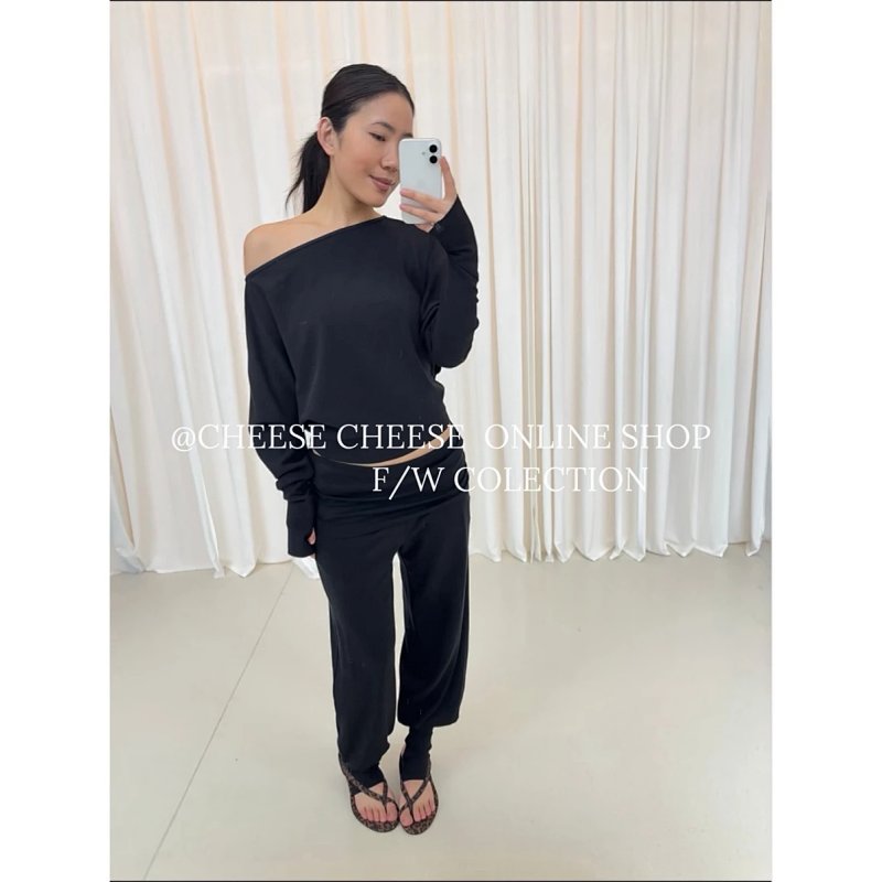 Sweater from Cheese/ Kishi