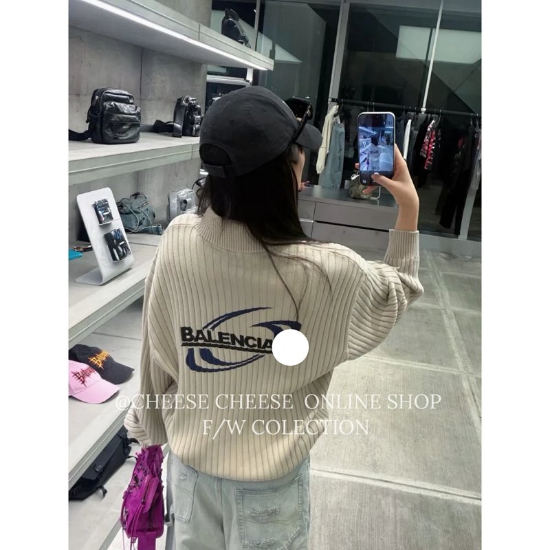 Sweater from Cheese/ Kishi