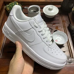 thumbnail for AF1 Air Force No. 1 white low-cut company-level imported first layer leather in the original box, labelled steel printing, built-in solo air cushion, front and rear double injection holes, small white shoes, sneakers, sneakers