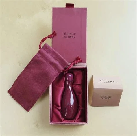 が*す様 SHISEIDO Féminité du Bois 35ml 香水 Shiseido FEMINITE DU BOIS eau de parfum ~ Fragrance Vault