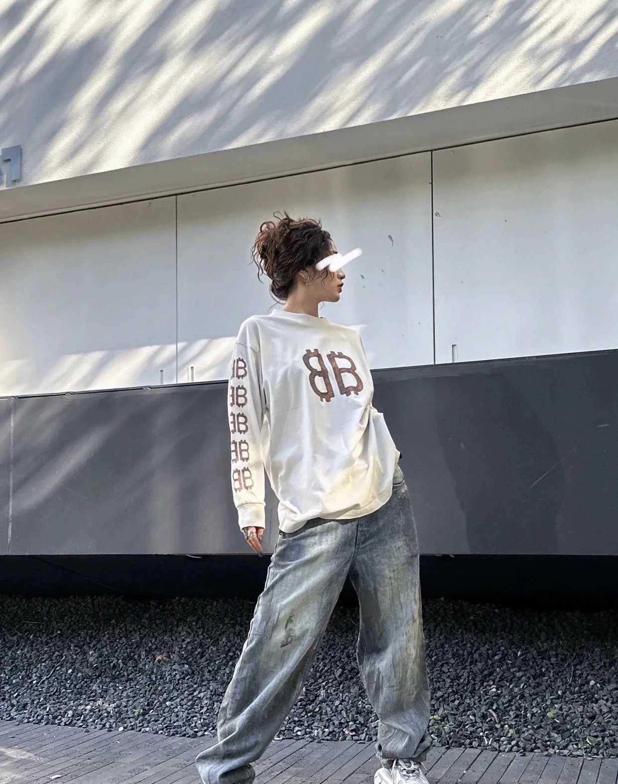 Double B Distressed Style - Limited Stock, High Quality Crewneck Long Sleeve, Printed Heavyweight Fall/Winter Crewneck Sweatshirt