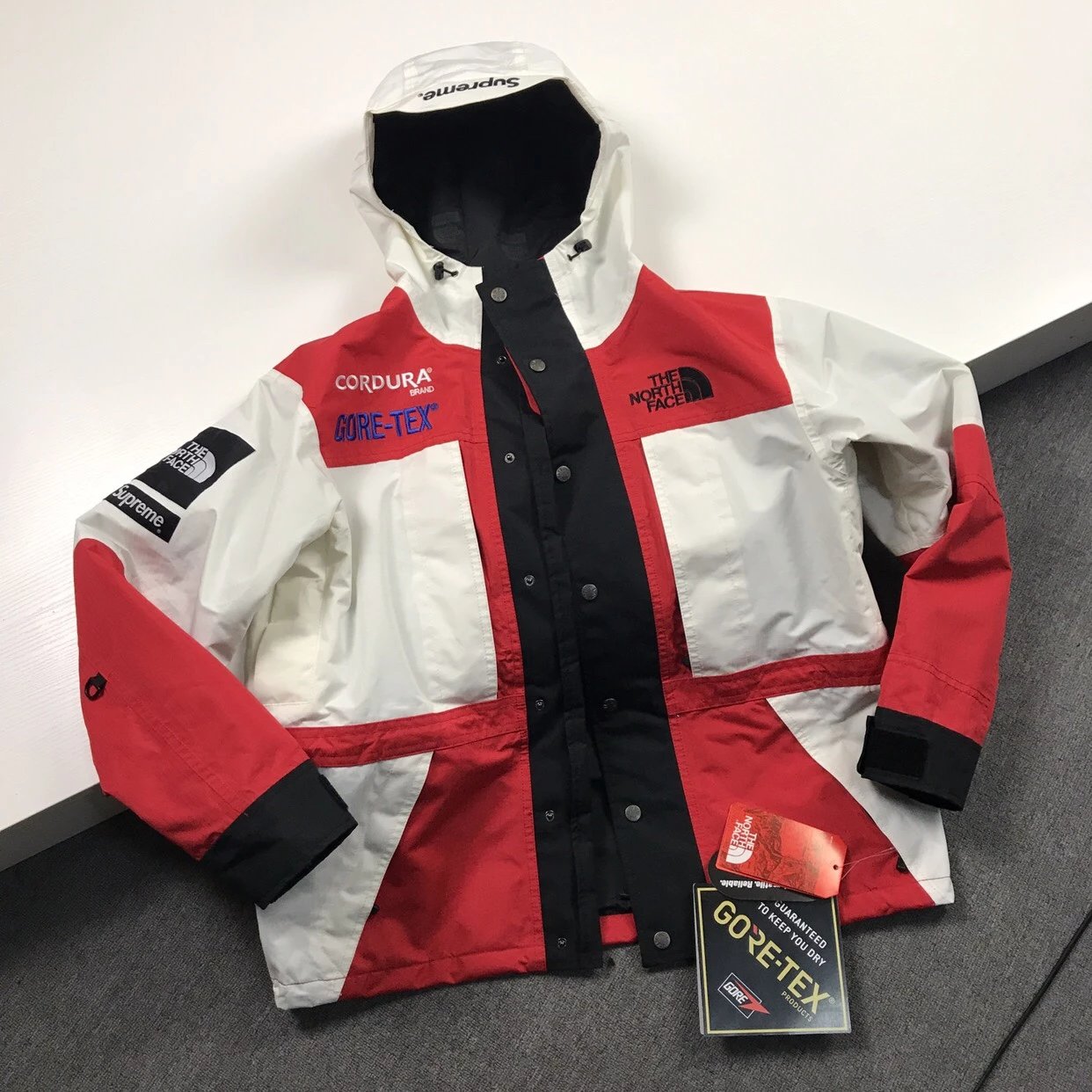 SUP TF Color Block Hooded Windbreaker Jacket